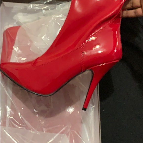 Shoes - Picture 3 of 3